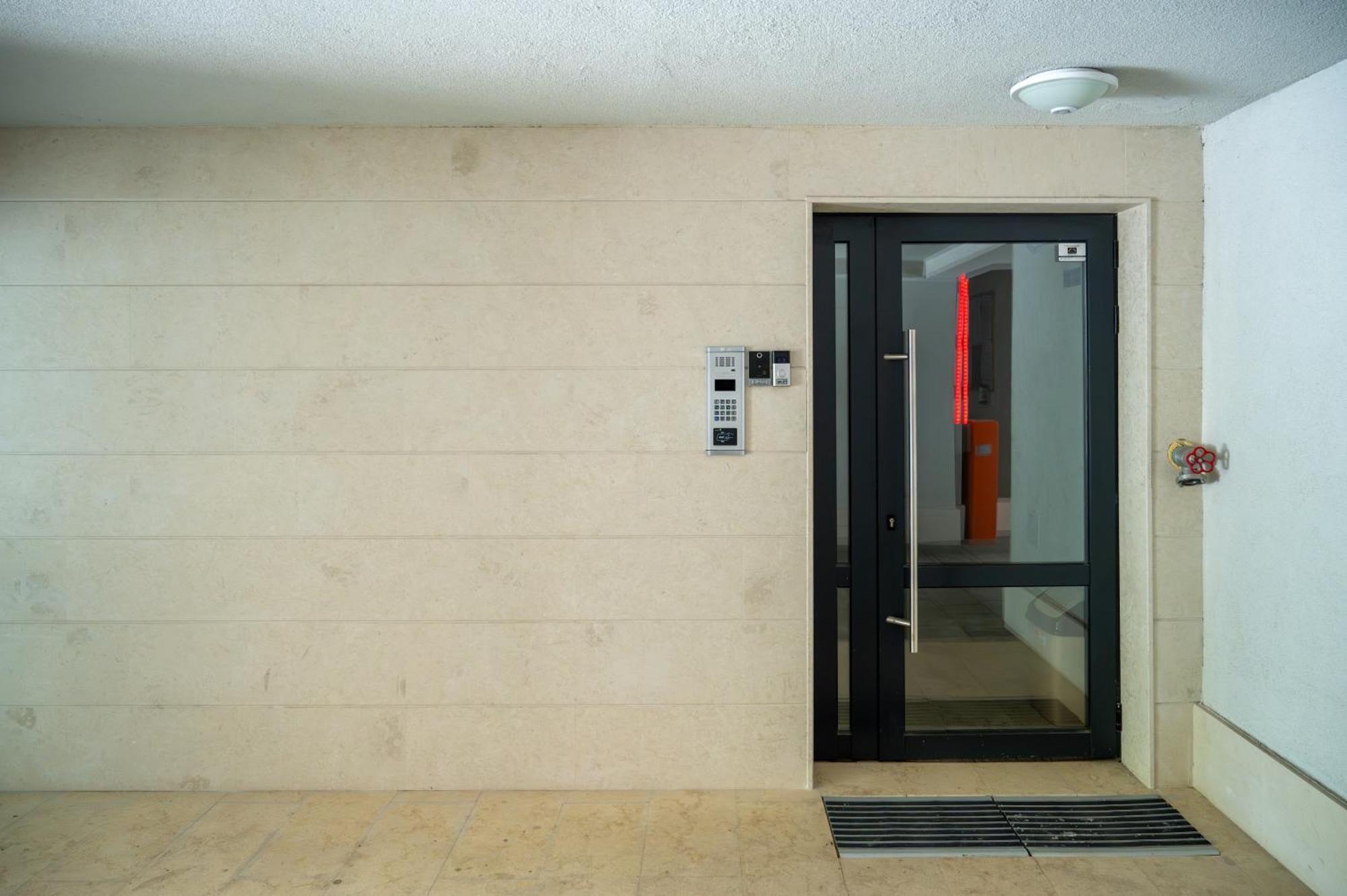 Bright Studio In The City Center Sofia Zewnętrze zdjęcie